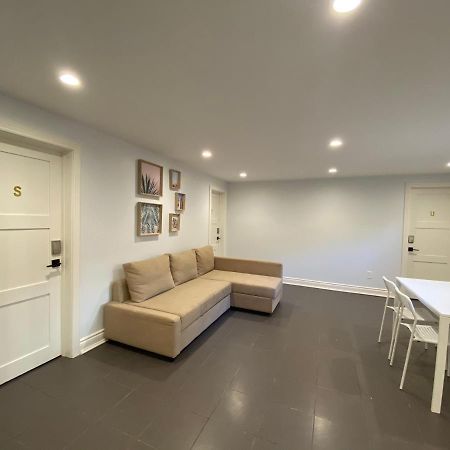 Yonge And Finch Subway !S Spacious And Modern Private Bd With Shared Bathroom Toronto Exterior photo